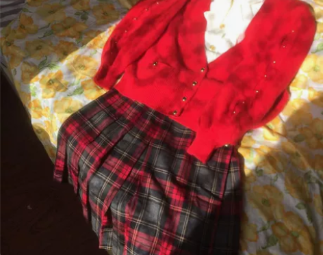 【出租】红色vintange套装复古画报少...