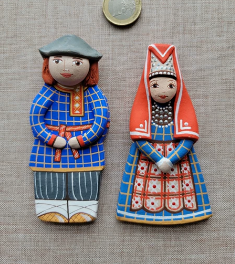 俄罗斯陶土手绘民族服饰对娃冰箱贴，240元...