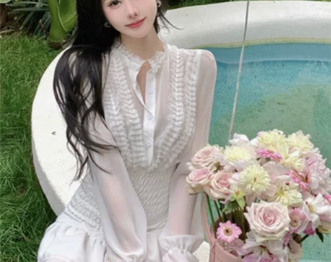 白色荷叶边长袖雪纺衬衫连衣裙秋季褶皱气质高...