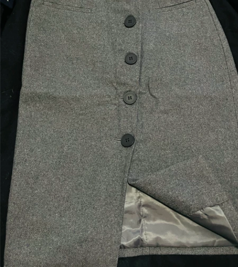 女冬季一步裙 毛呢裙子 长度到膝盖处穿上显...