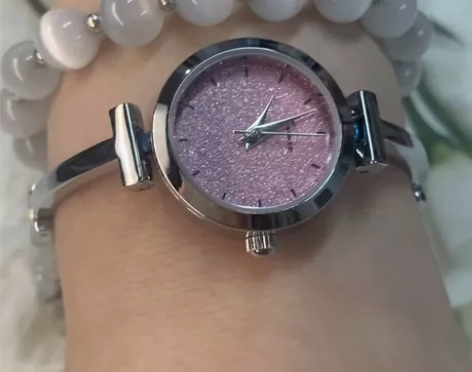 金米欧全新手链表 实物很漂亮