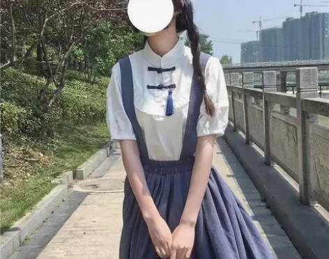日系学院风背带裙夏季复古少女感夏装甜美可爱...