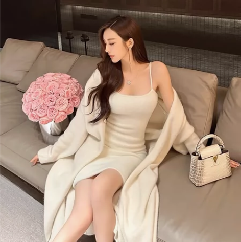 善喜说白色无袖毛衣吊带裙女性感纯欲风内搭裙...