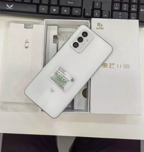 华为麦芒11，5G全网通版。配件全套全原装...