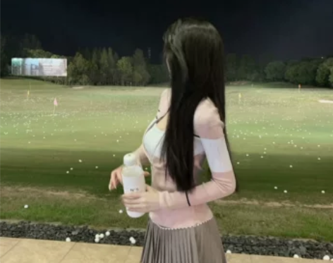 CHU小初+FOOTJ*OY高尔夫时尚学院...