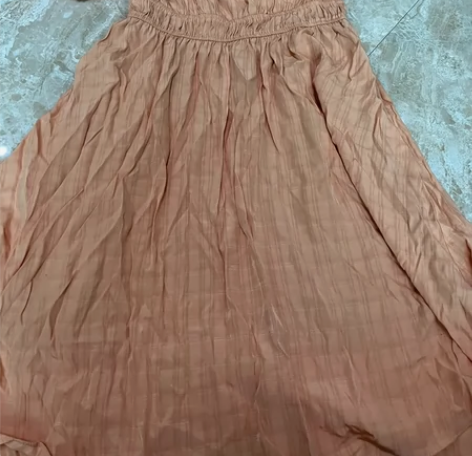 女连衣裙夏100-130斤左右穿 感兴趣的...