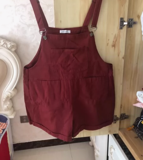 大码牛仔背带短裤，质量好，还好看，就是太大...