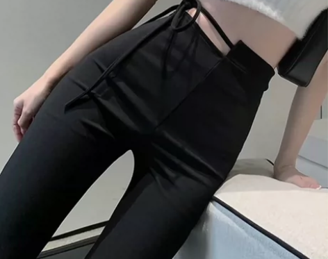 （全新捡漏）黑色微喇叭牛仔裤女韩版新款显瘦...