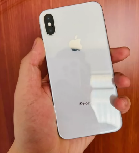 苹果x 64 全网通 原装屏幕 所有功能正...