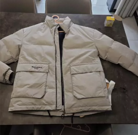 男士灰白色棉服￥728人想要