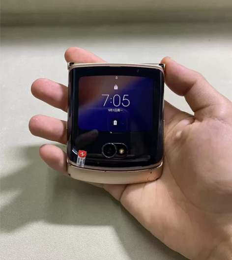 摩托罗拉Razr(5G) 8+256 5G...