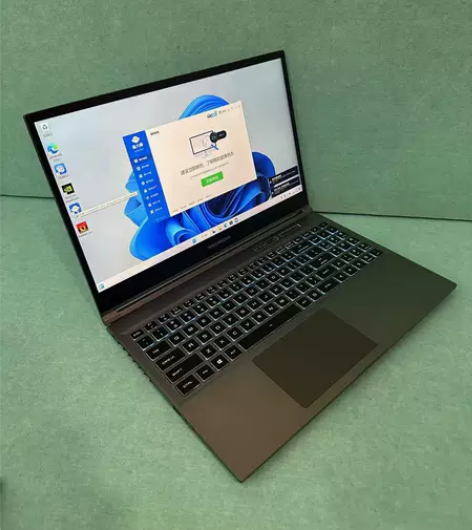 机械革命z3air i7十一代rtx305...