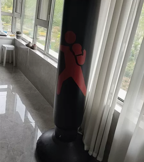 塑料硅胶拳击沙袋,底部注水 感兴趣的话点“...