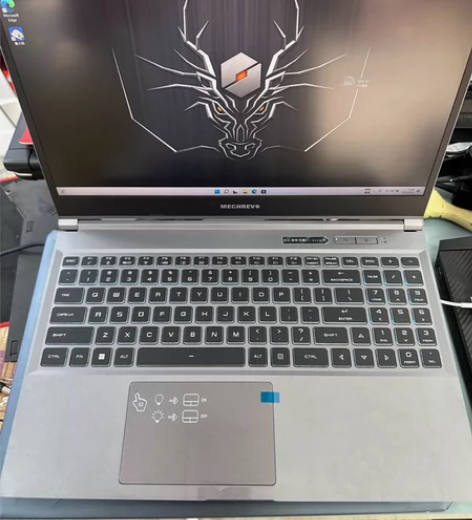 机械革命蛟龙15 R7-6800H/306...