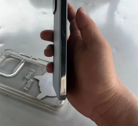 用了一个半月的小米13 8加256g，一切...