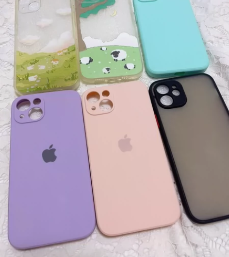 苹果13手机壳打包出iPhone13液态硅...