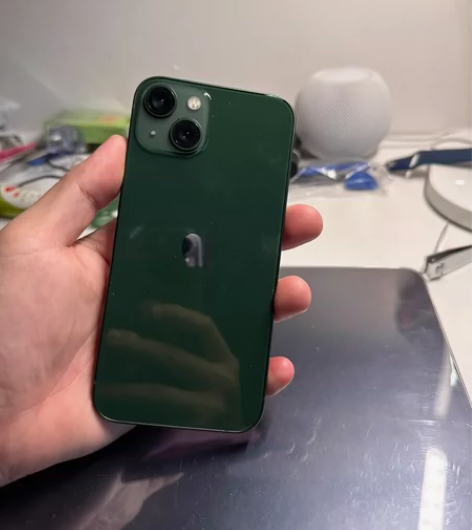 急出!!充电仅17次的iPhone13(缓...