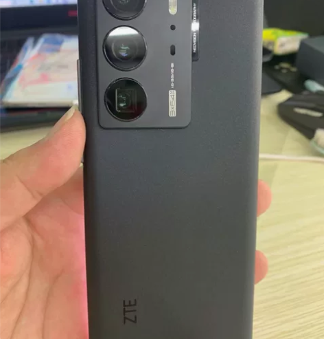 中兴Axon 40 Ultra，256G，...
