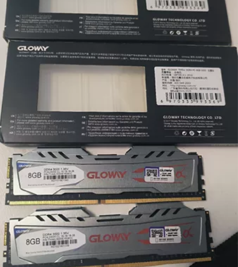 台式内存条  京东购买的，一直自用。盒子都...