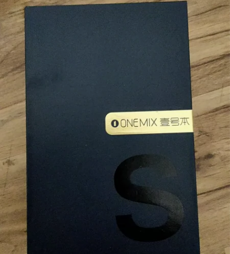 壹号本 全新 机身贴膜 钢化膜 包装 感兴...
