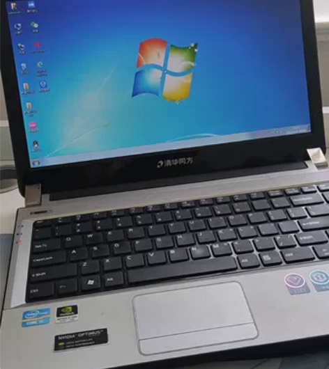 清华同方锋锐笔记本电脑  换过屏幕  改了...