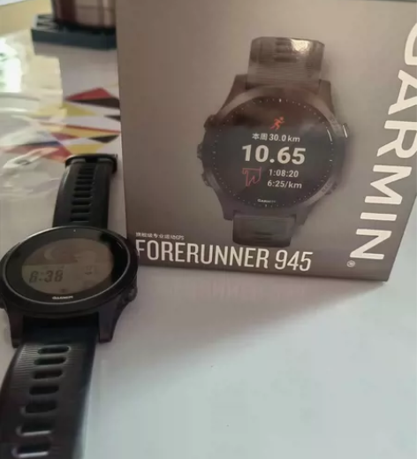 佳明945，95新，包邮，不退不换。 感兴...