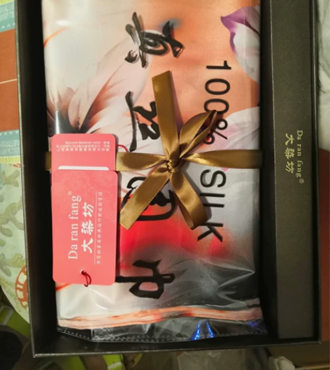 淄博大染坊围巾，100%桑蚕丝，尺寸180...