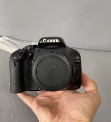 佳能 EOS 550D 机器卡槽坏不读卡 ...