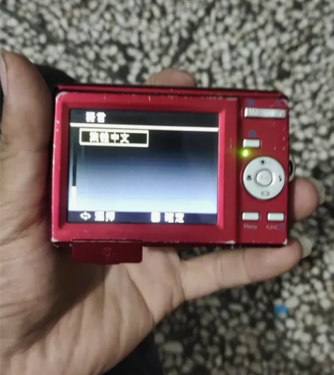 HP/惠普c200数码相机，用的五号电池电...