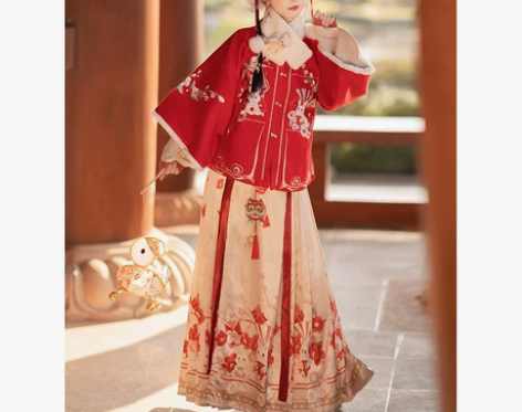 ?恋霜玉兔迎福汉服女装原创秋冬款马面裙古装...