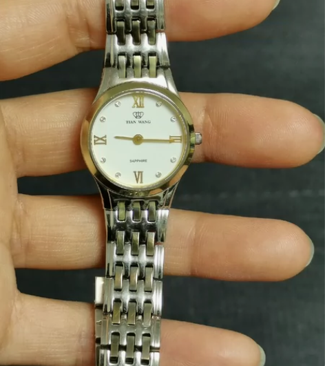 天王 女款手表，便宜卖～ 2021年购入，...