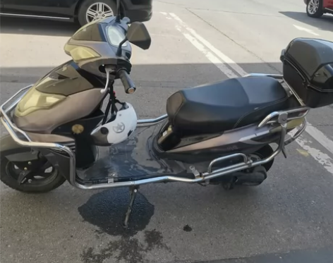 因为出差结束出手，后轮胎新换两礼拜，电池新...