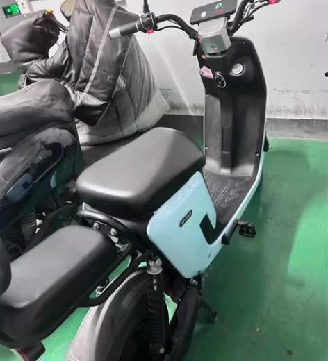 哈啰电动车，离开杭州， 现在低价出售电动车...