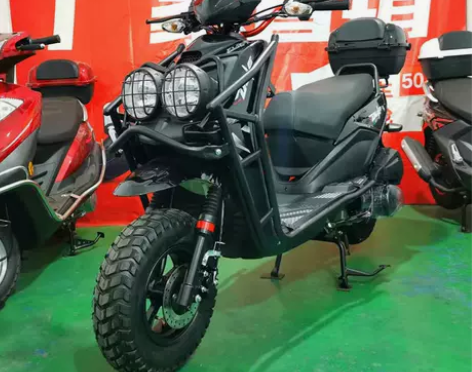 路虎踏板摩托车150CC男士燃油助力越野国...