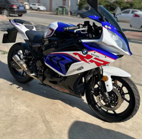 宝雕双R到货，手续齐全，21年一千多公里，...