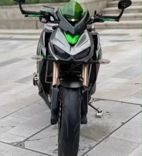 最新拿下2014年款大茂川崎Z1000，整...