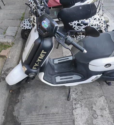 S5飞鹰原车 右后视镜 感兴趣的话点“我想...