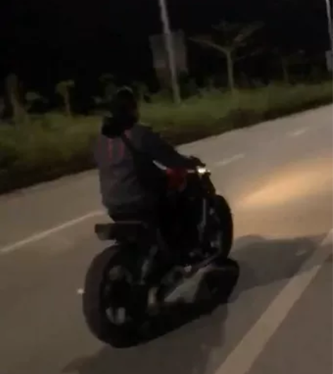 太子摩托 力帆250cc没牌，现在交警改革...