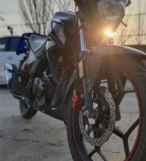 20年豪爵150摩托，资质齐全可过户，30...