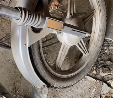 豪爵125车没擦 擦完倍干净 行驶1800...