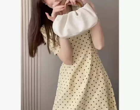 拉夏贝尔夏季温柔风雪纺连衣裙超腰显瘦气质碎...