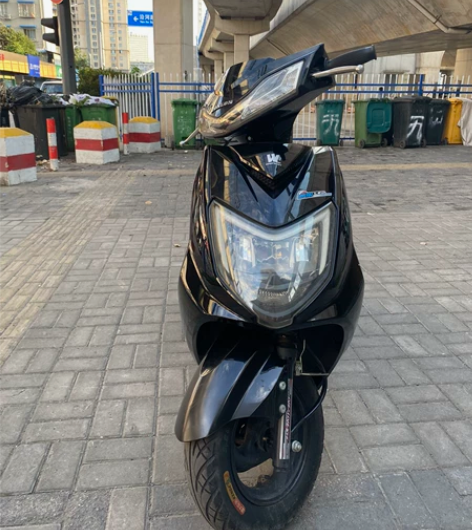 精品二手望江铃木125！机器完美一枪着！板...