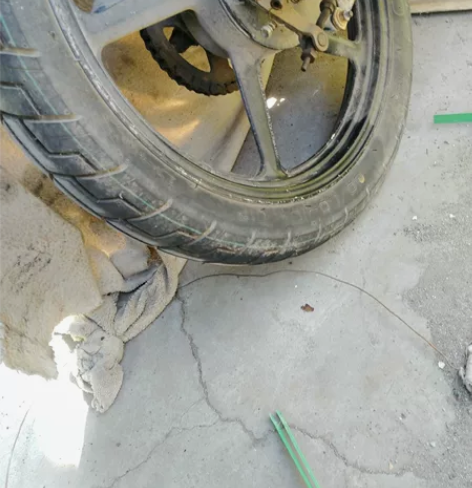 雅马哈 天剑125轮毂 前是碟刹 真空胎 ...