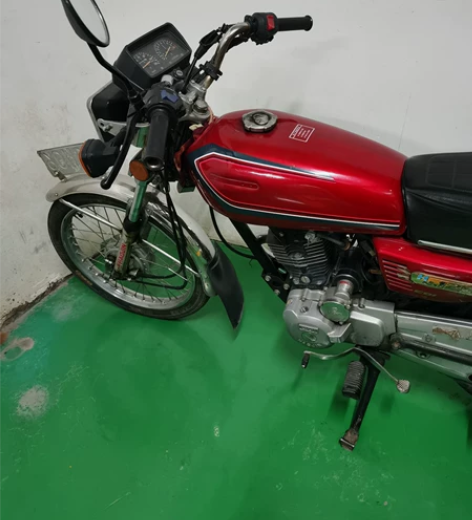 二手摩托车转,不包邮不包邮,报废车。不带车...