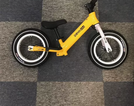Strider同款全铝合金超轻平衡车，烤漆...