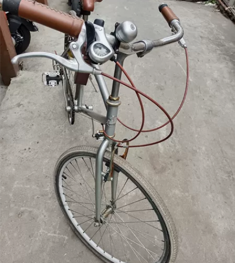 上海永久限量版变速自行车，95新现低价转让...