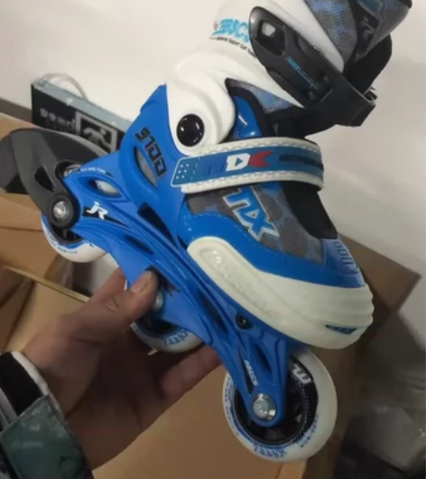 米高MX联名轮滑鞋儿童全套装专业初学者溜冰...