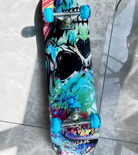 全新未拆封包邮急出专业滑板高级配置极限动作...