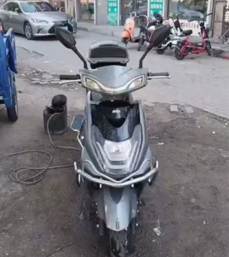 新日电动车，车况精品，60—20电瓶，电瓶...