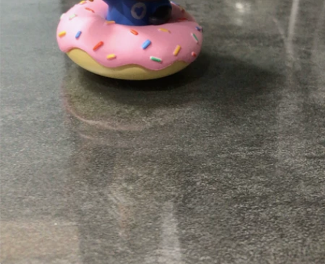 猿辅导小猿手办，低价卖出去，只不过盒子没了...